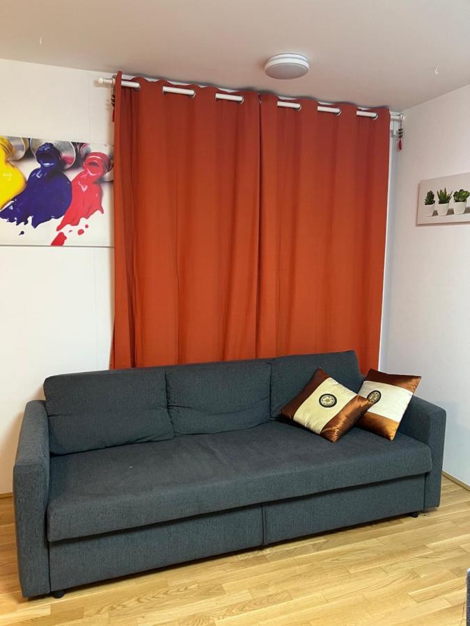 Modern Apartment Bei U Bahn Simmering Bécs Kültér fotó